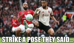 Pose they memes
